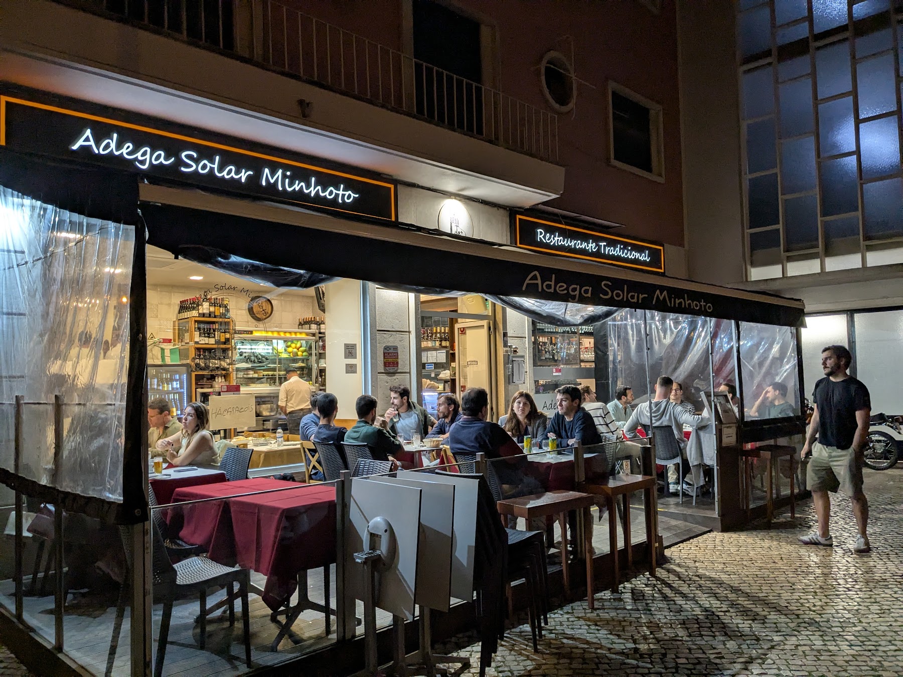 Adega Solar Minhoto restaurant